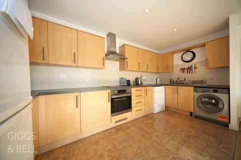 2 bedroom apartment for sale, Holly Street, Luton, Bedfordshire, LU1