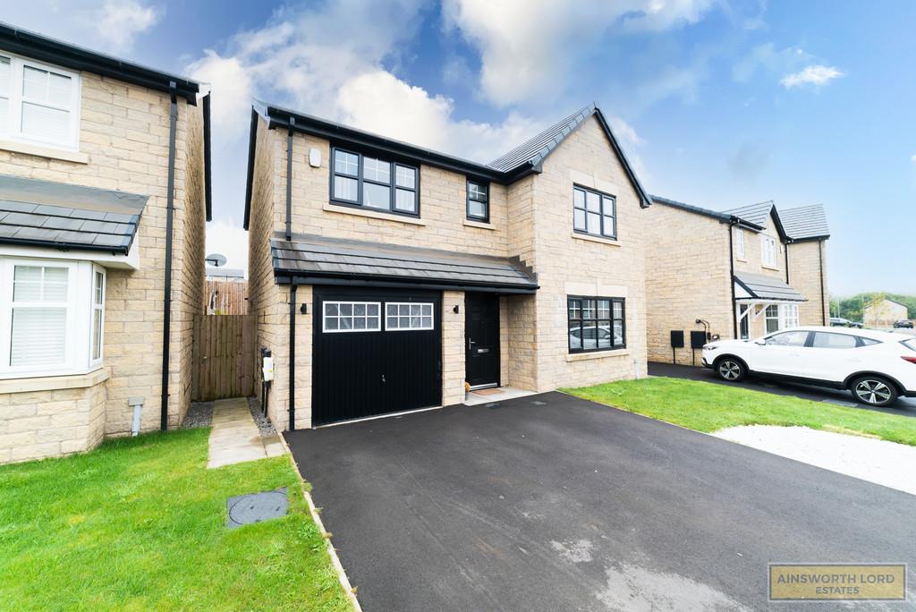 Plover Crescent, Darwen 4 bed detached house for sale £324,950