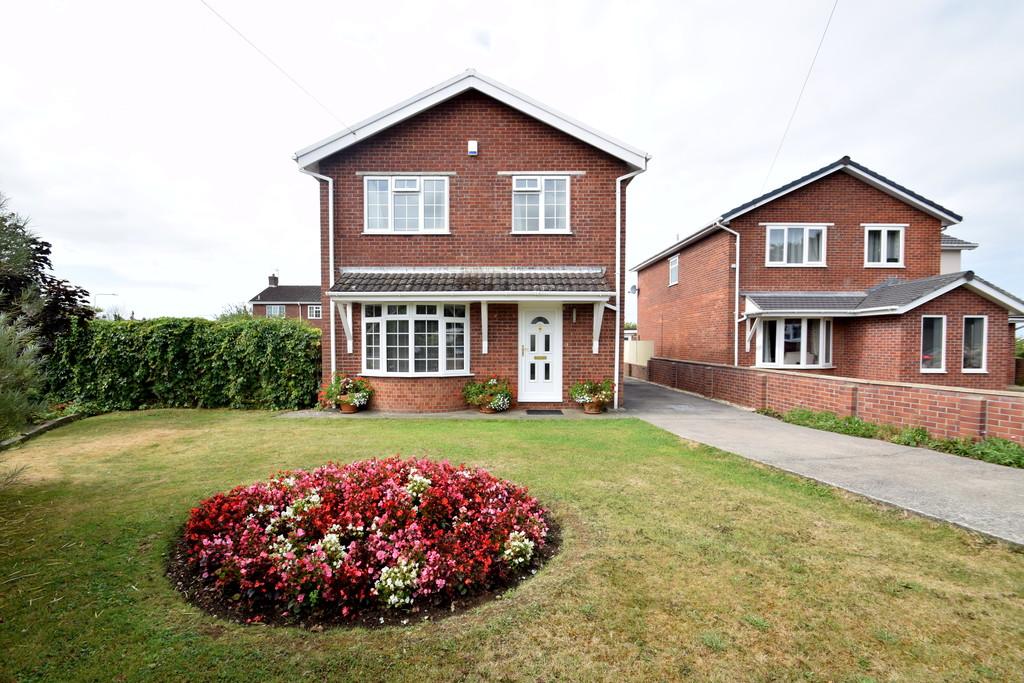 10 Manor Grove, Danygraig, Porthcawl, Bridgend County Borough, CF36 5HD