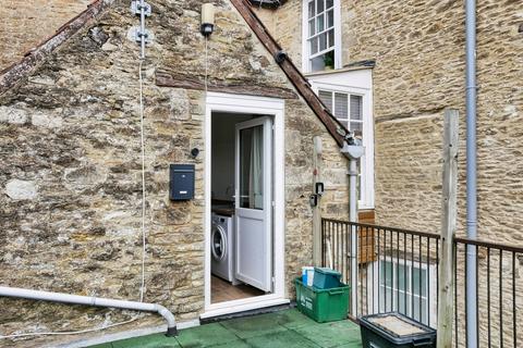 1 bedroom apartment to rent, Long Street, TETBURY