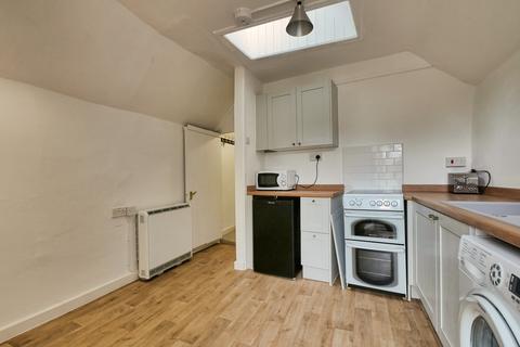 1 bedroom apartment to rent, Long Street, TETBURY