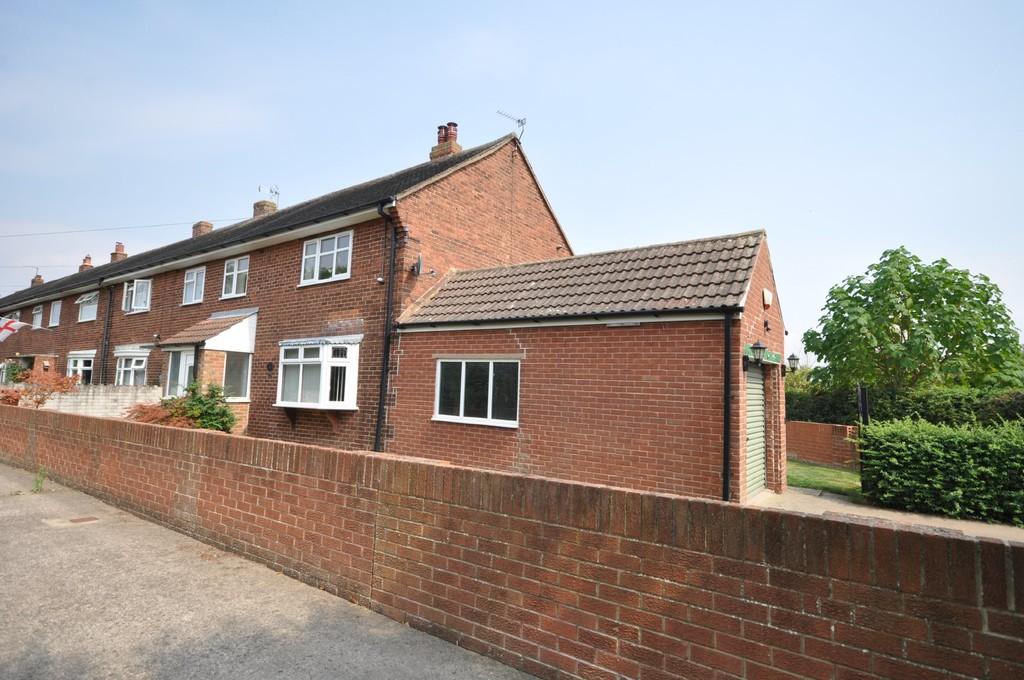 Pinfold Gardens, Fishlake, Doncaster 3 bed end of terrace house £850