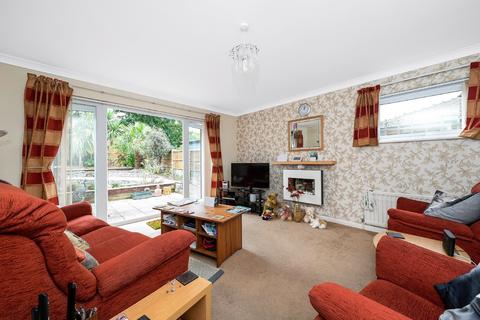 64 Parkview Road, London, SE9 3QW