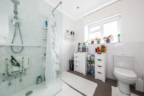 64 Parkview Road, London, SE9 3QW