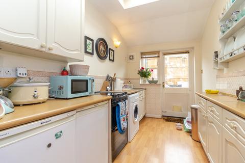 2 bedroom cottage to rent, Chapel Street, Llandaff