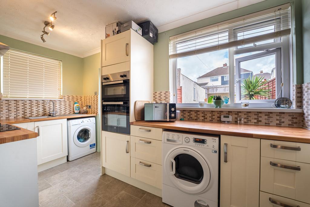 St. Margarets Road, Plympton 2 bed semidetached house £230,000