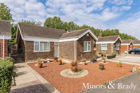 61 Cranesbill Road, Lowestoft, NR33 7EE
