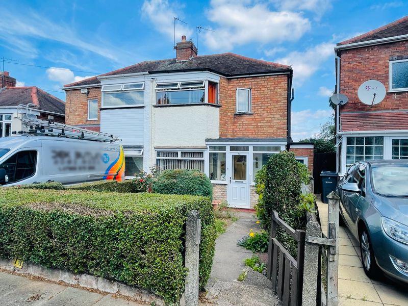 Courtenay Road, Great Barr, Birmingham, B44 8JB 2 bed semidetached house for sale £165,000