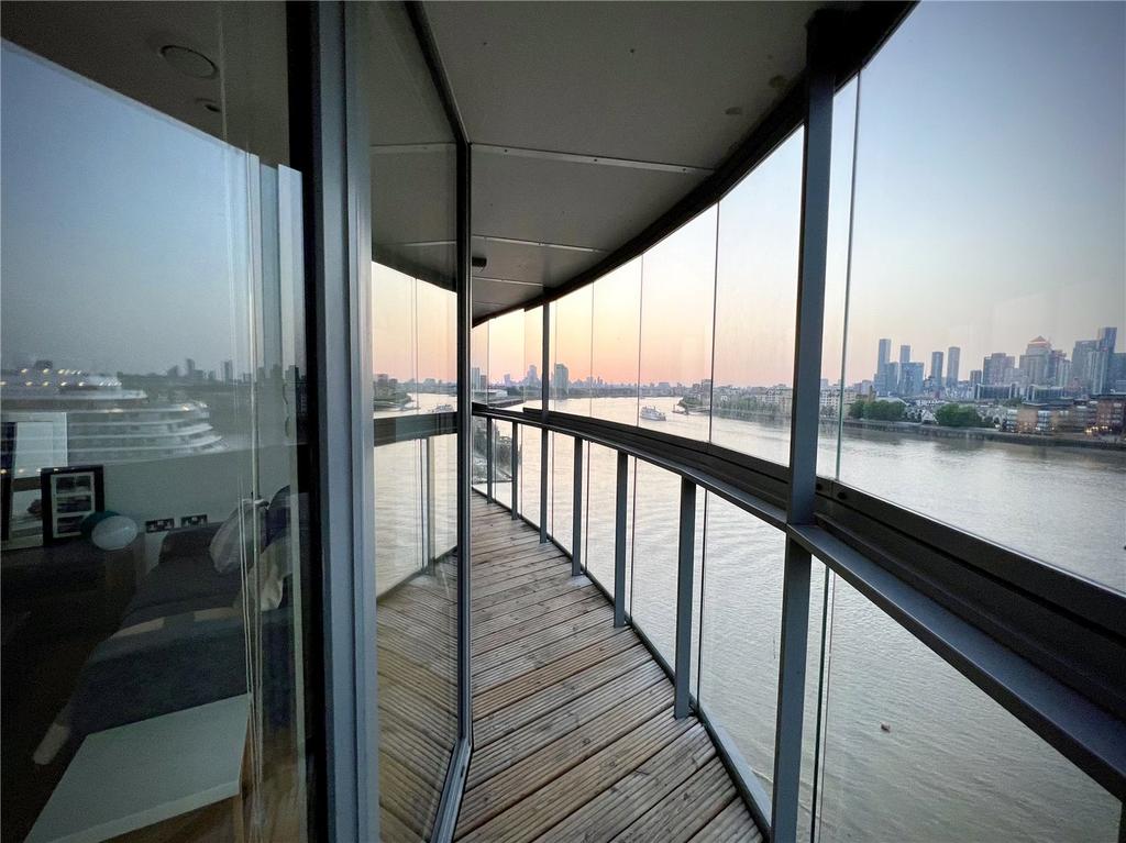 Admirals Tower, 8 Dowells Street, Greenwich, London, SE10 3 bed