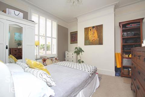 2 bedroom flat to rent, Hova Villas, Hove