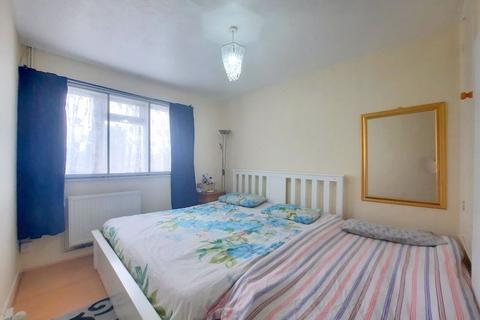 407 Staines Road, Feltham, TW14 9HA