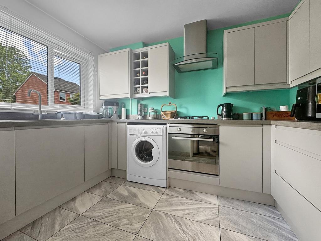 Knights Road, Braintree, CM7 3 bed semidetached house for sale £315,000