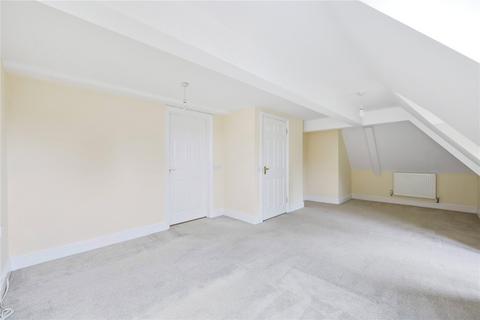 3 bedroom apartment to rent - Park House, Pratts Lane, Hersham, Walton-on-Thames, KT12