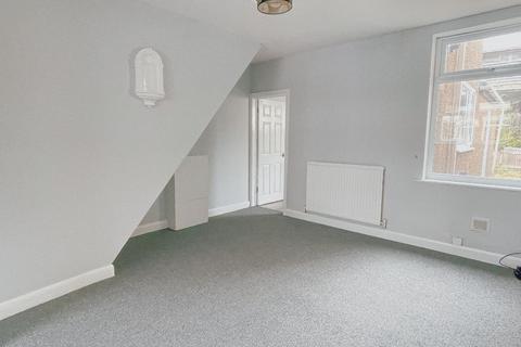 3 bedroom terraced house to rent, Neville Street, Cleethorpes