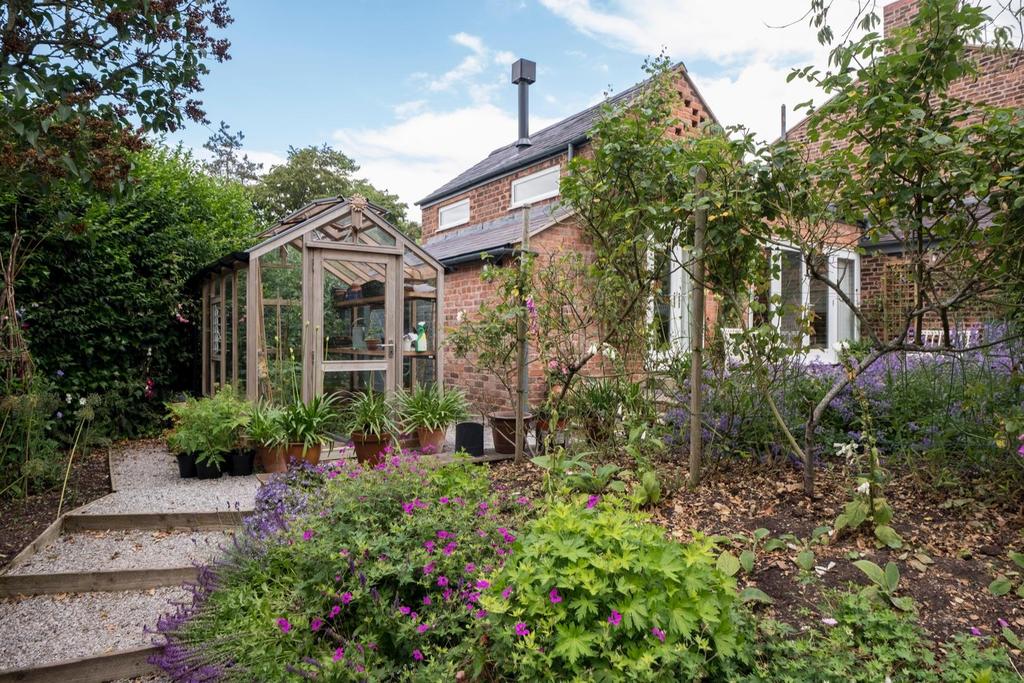 Bank Cottage-013.JPG