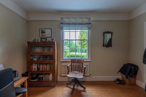 Bank Cottage Barrow Lane, Great Barrow, Chester, CH3 7HW