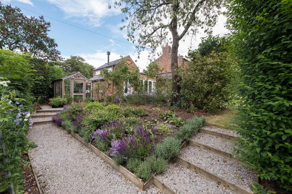Bank Cottage-017.JPG
