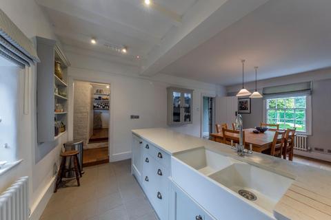 Bank Cottage Barrow Lane, Great Barrow, Chester, CH3 7HW