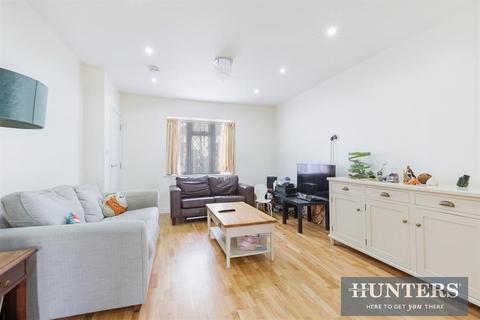 203 Ridge Road, Sutton, SM3 9LS