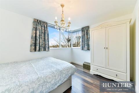 Apartment 210, Simmonds House Clayponds Lane, Brentford, TW8 0GS