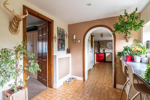 Wood Cottage Low Street, Thornton Le Clay, York, YO60 7TG