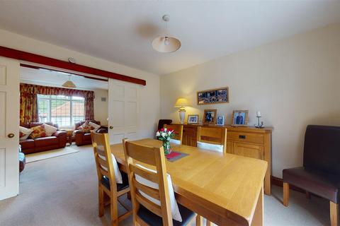 3 bedroom semi-detached house for sale - Farthingloe Road, Dover