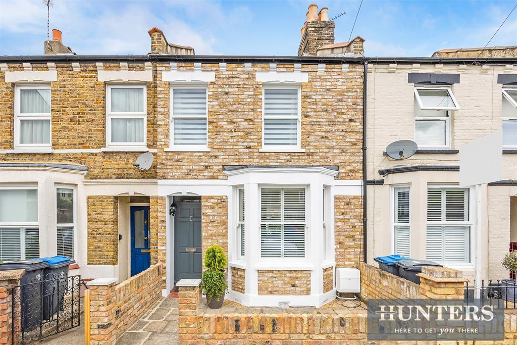 Beresford Road, New Malden, KT3 3RQ 2 bed terraced house £575,000