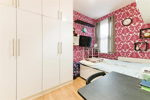 39 Clare Road, Hounslow, TW4 7AT