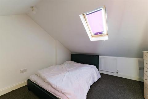 39 Clare Road, Hounslow, TW4 7AT