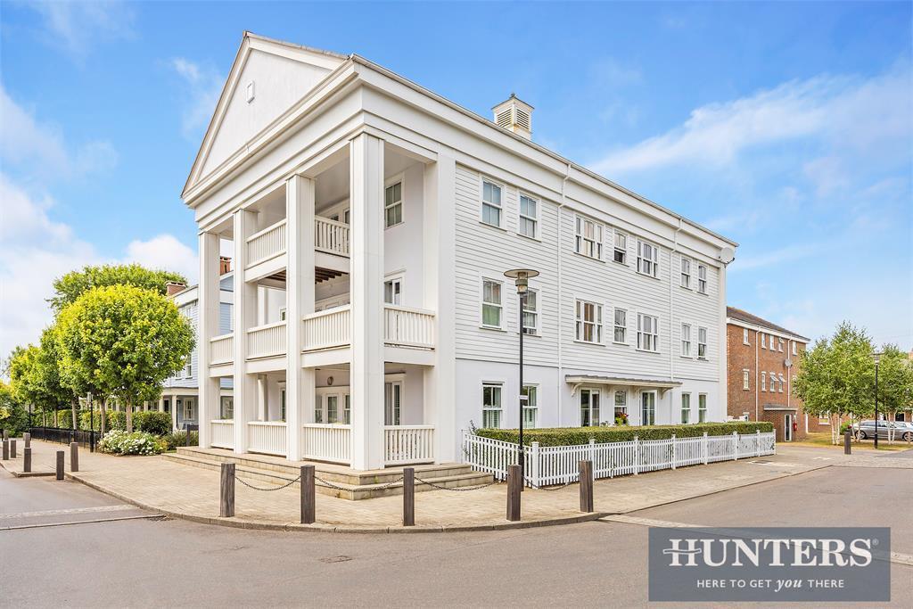 Lincoln Hall, Sherbrooke Way, KT4 2 bed flat £375,000