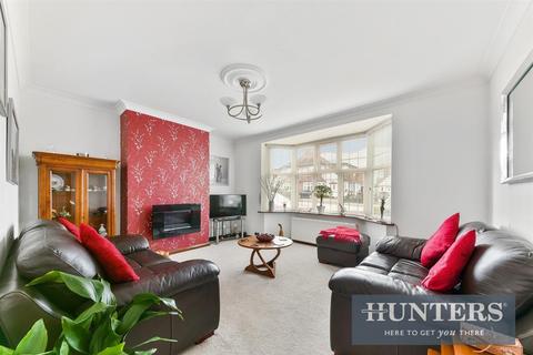 18 Glenwood Road, Epsom, KT17 2LZ