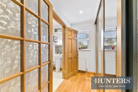 18 Glenwood Road, Epsom, KT17 2LZ