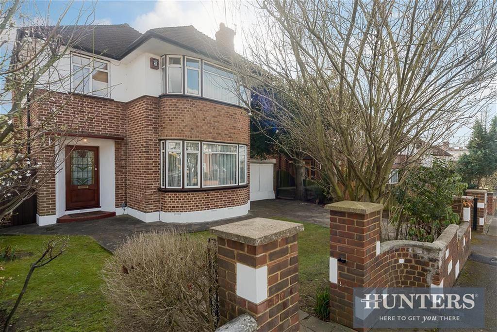 Bodley Road, New Malden 3 bed detached house for sale £900,000