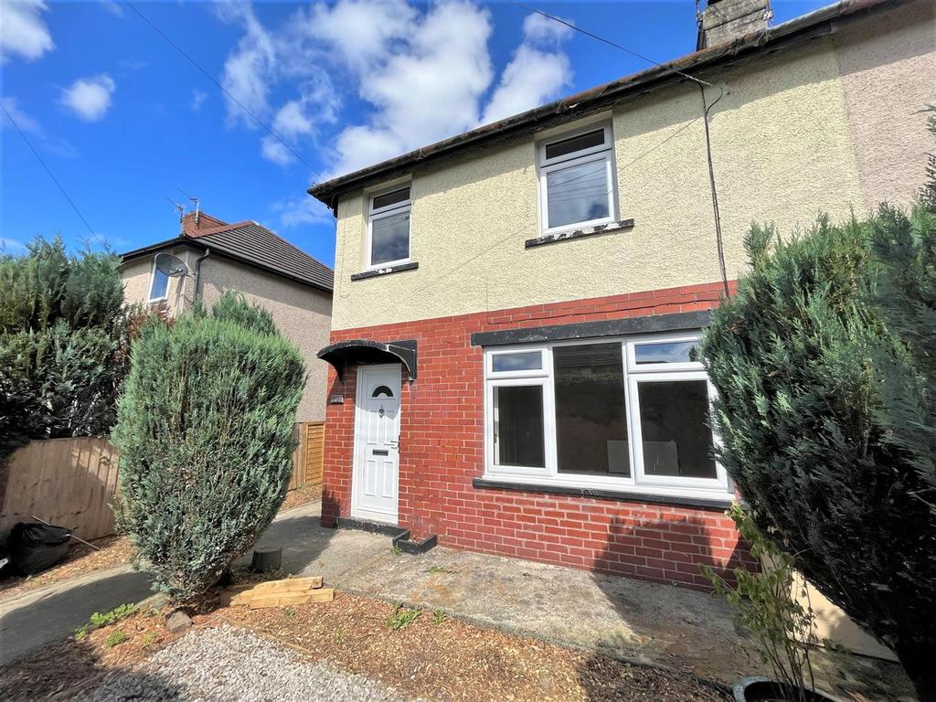 Seedall Avenue, Clitheroe, Ribble Valley 3 bed semidetached house £