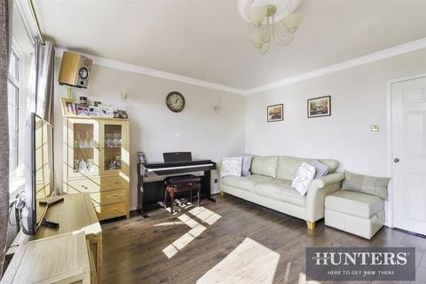 21a Stoneleigh Broadway, Epsom, KT17 2JA