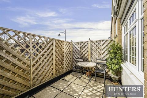 21a Stoneleigh Broadway, Epsom, KT17 2JA
