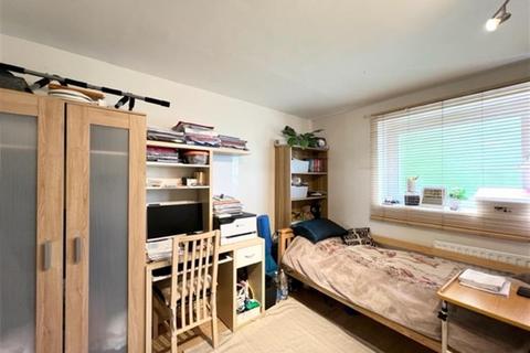 78 Simpson Road, Whitton, Hounslow, TW4 5QE