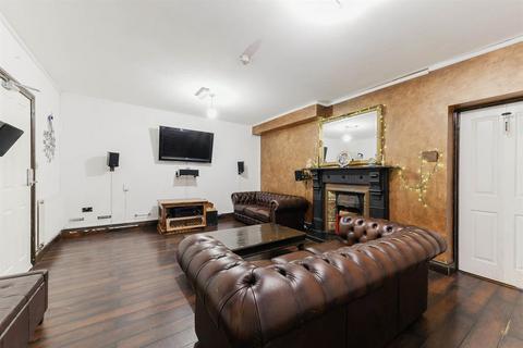 59 Station Road, Hounslow, TW3 2AP