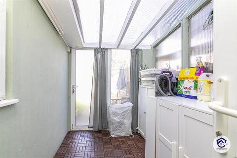 115 Raynham Avenue, London, N18 2BT
