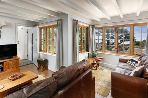 South Sea Cottage The Warren, Polperro, Looe, PL13 2RB