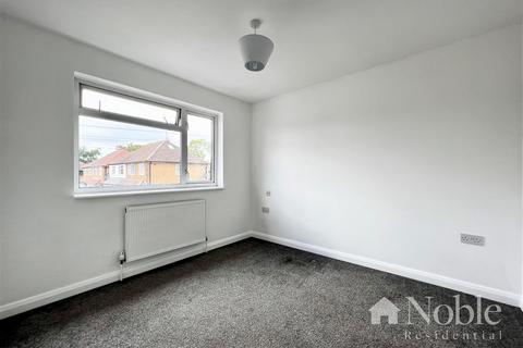 5 Brook Drive, Wickford, SS12 9EQ