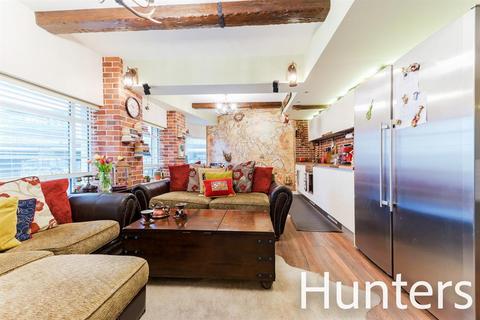 Apartment 101, Wallis House Great West Road, Brentford, TW8 0HE