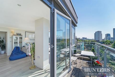 Apartment 603, Simmonds House Clayponds Lane, Brentford, TW8 0GS