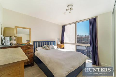 Apartment 603, Simmonds House Clayponds Lane, Brentford, TW8 0GS