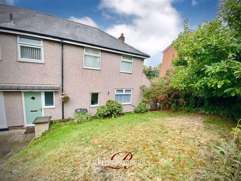 Benjamin Road, Wrexham, Wrexham 3 bed semidetached house £190,000