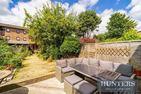 96 Whitestile Road, Brentford, TW8 9NL