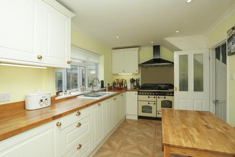 4 bedroom detached house for sale - Reading Street, Broadstairs