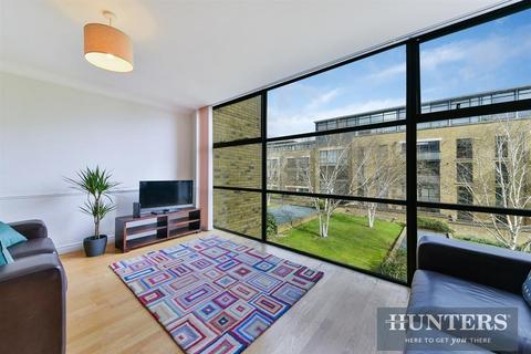 1 bedroom apartment for sale, Ferry Lane, Brentford, TW8