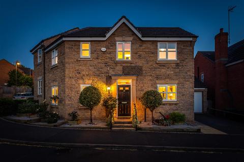 12 Coach Road, Ripley, DE5 3UB