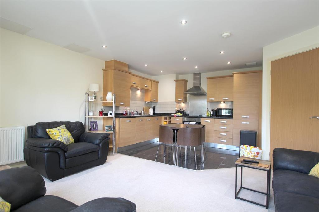 Romulus House, York, North Yorkshire 2 bed apartment £1,050 pcm (£242 pw)